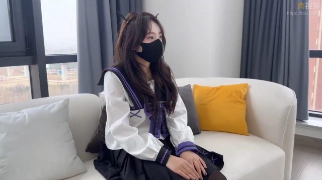 Em nữ sinh cute bán thân cho đại gia